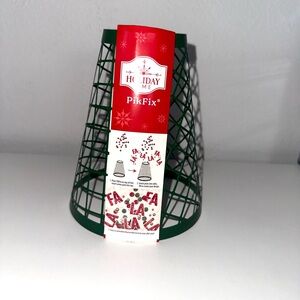 Holiday Time PikFix Christmas Tree Top pick Cone Cage Holder Green NWT